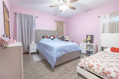 319 Lonesome Dove Drive, Cedar Creek, TX 78612 - Photo 31