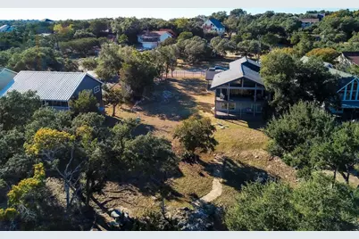 864 Lakebreeze Drive, Canyon Lake, TX 78133 - Photo 11