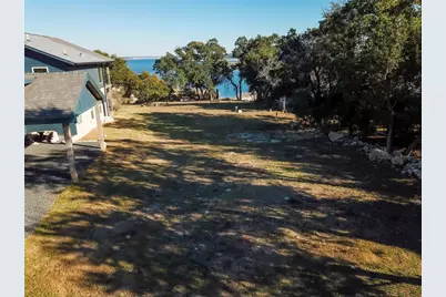 864 Lakebreeze Drive, Canyon Lake, TX 78133 - Photo 9