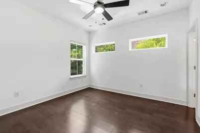 2000 E 18th Street #B, Austin, TX 78702 - Photo 13