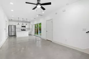 2000 E 18th St, Austin, TX 78702 - Photo 11