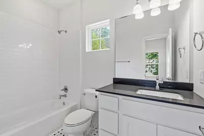 2000 E 18th Street #B, Austin, TX 78702 - Photo 21