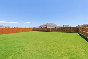 105 Amista Dr, Liberty Hill, TX 78642 - Photo 21