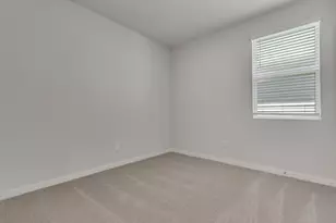 130 Hornet St, Elgin, TX 78621 - Photo 9