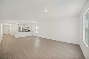 7631 Parish Pl, San Antonio, TX 78253 - Photo 3