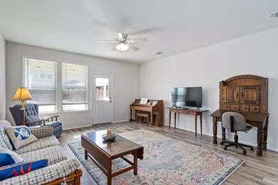160 Gunther Way, Taylor, TX 76574 - Photo 9