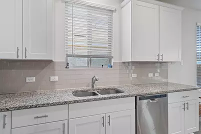 160 Gunther Way, Taylor, TX 76574 - Photo 5