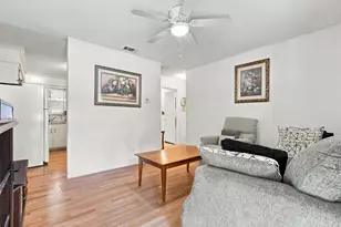 3402 Charles St, Austin, TX 78702 - Photo 27