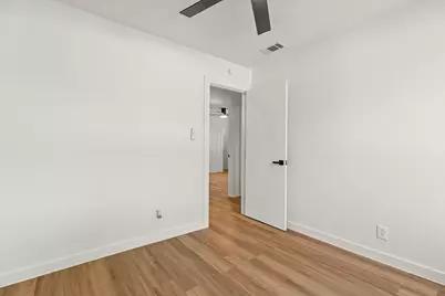 910 Cripple Creek Drive, Austin, TX 78758 - Photo 25