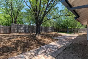910 Cripple Creek Dr, Austin, TX 78758 - Photo 33