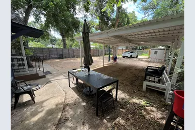2511 E Cesar Chavez Street, Austin, TX 78702 - Photo 5
