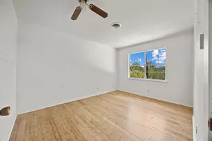 6912 Langston Dr, Austin, TX 78723 - Photo 23