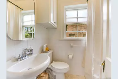 501 Carolyn Ave, Austin, TX 78705 - Photo 13