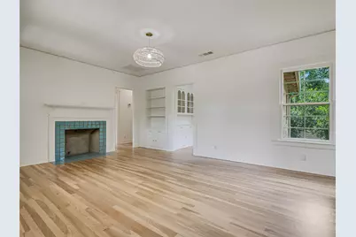 501 Carolyn Ave, Austin, TX 78705 - Photo 17