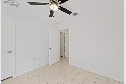 9000 Southwick Drive, Austin, TX 78724 - Photo 21