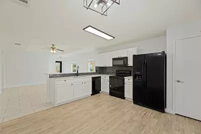 9000 Southwick Drive, Austin, TX 78724 - Photo 13