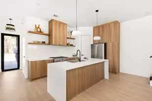1610 Harvey St, Austin, TX 78702 - Photo 7