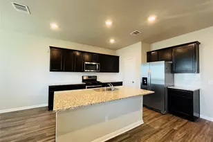 121 Arrowhead Vine St, Leander, TX 78641 - Photo 5