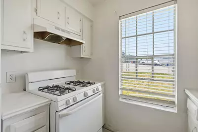 [Address not provided], Austin, TX 78745 - Photo 9