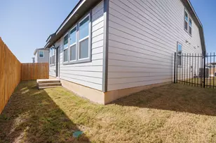13707 Manhattan Dr, Pflugerville, TX 78660 - Photo 21