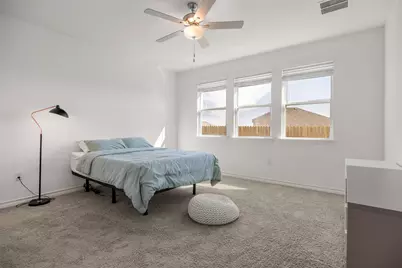 13707 Manhattan Drive, Pflugerville, TX 78660 - Photo 13