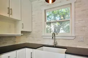 5219 Woodrow Ave, Austin, TX 78756 - Photo 9