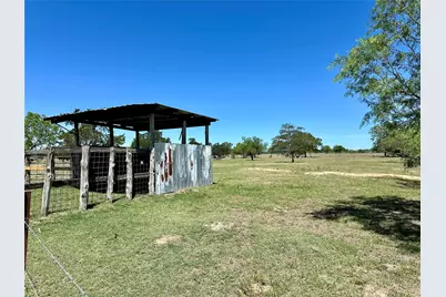 924 Hwy 95 S, Smithville, TX 78957 - Photo 17