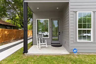 6205 Caddie St, Austin, TX 78741 - Photo 5