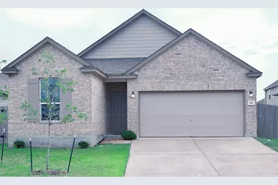 211 Pitkin Drive, Lockhart, TX 78644 - Photo 1