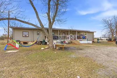 271 Crossroads Drive, Dale, TX 78616 - Photo 3