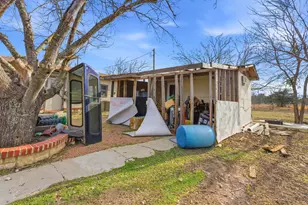 271 Crossroads Dr, Dale, TX 78616 - Photo 23