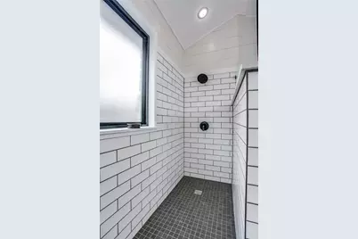 2200 Falcon Drive, Round Rock, TX 78681 - Photo 25