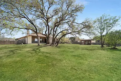 2450 Great Oaks Drive, San Marcos, TX 78666 - Photo 31