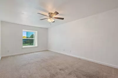 300 E Croslin Street #106, Austin, TX 78752 - Photo 21