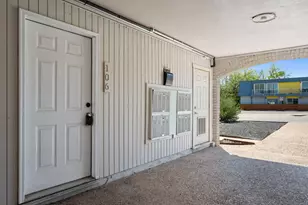 300 E Croslin St, Austin, TX 78752 - Photo 25