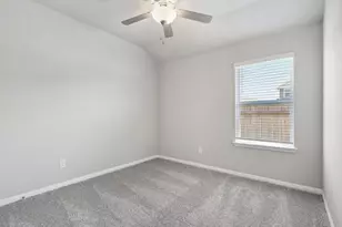 129 Skyview Farm Ln, Liberty Hill, TX 78642 - Photo 9