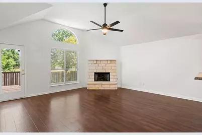 2002 Mimosa Trail, Round Rock, TX 78664 - Photo 3