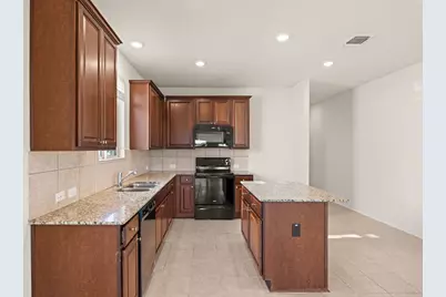 308 Bedford Falls Lane, Jarrell, TX 76537 - Photo 7