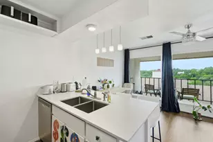 6910 Hart Ln, Austin, TX 78731 - Photo 1