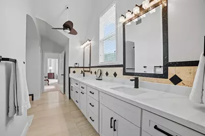 500 Konstanty Circle, West Lake Hills, TX 78746 - Photo 17