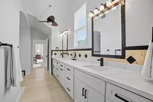 500 Konstanty Cir, West Lake Hills, TX 78746 - Photo 17