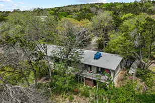 1204 Yaupon Valley Rd, West Lake Hills, TX 78746 - Photo 7