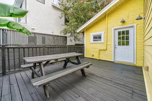2403 E 11th St, Austin, TX 78702 - Photo 15
