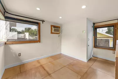 2403 E 11th Street, Austin, TX 78702 - Photo 25