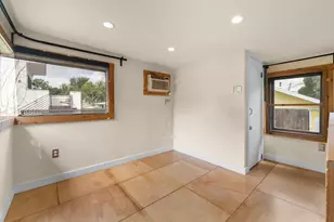 2403 E 11th St, Austin, TX 78702 - Photo 25