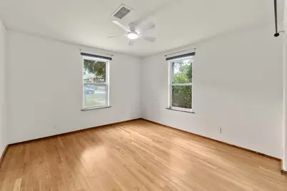 2403 E 11th Street, Austin, TX 78702 - Photo 7