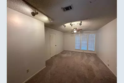 2314 Farnswood Circle, Austin, TX 78704 - Photo 19