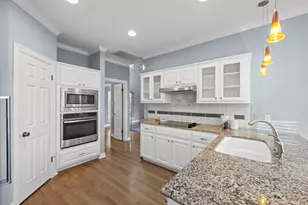 9001 Glenlake Dr, Austin, TX 78730 - Photo 11