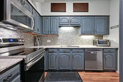 1910 Robbins Place #303, Austin, TX 78705 - Photo 11