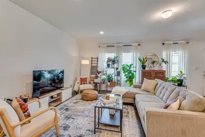 809 S San Marcos Street, Manor, TX 78653 - Photo 5